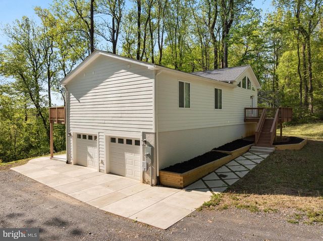 2668 HIGH TOP RD, Linden, VA 22642