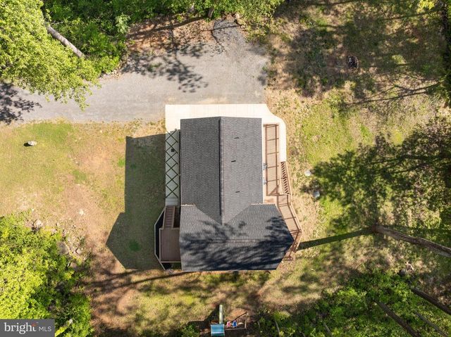 2668 HIGH TOP RD, Linden, VA 22642