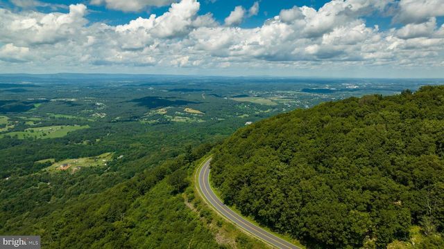 2668 HIGH TOP RD, Linden, VA 22642
