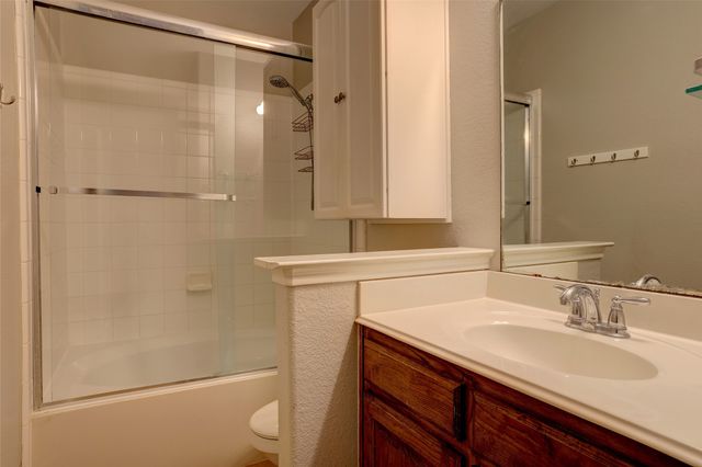 5916 Round Up Lane, Mckinney, TX 75070