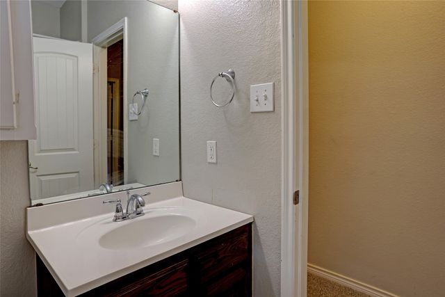 5916 Round Up Lane, Mckinney, TX 75070