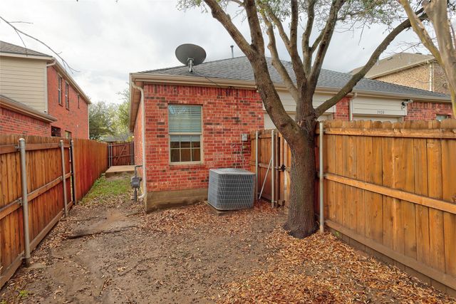 5916 Round Up Lane, Mckinney, TX 75070