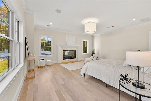 8 Crestview Road, Needham, MA 02492