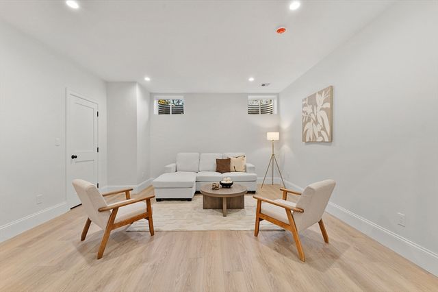 8 Crestview Road, Needham, MA 02492