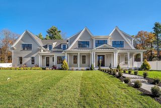 8 Crestview Road, Needham, MA 02492