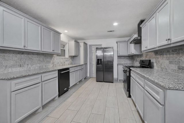 17411 Corral Drive, Cypress, TX 77433