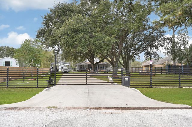 17411 Corral Drive, Cypress, TX 77433