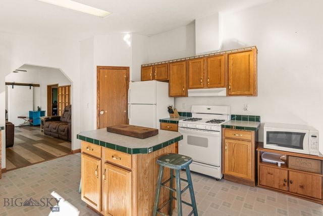 255 Tory Drive, Dillon, MT 59725