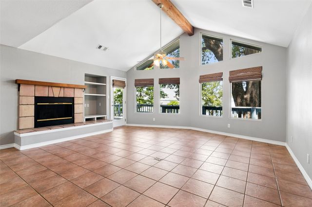 118 Lancelot Drive, Mabank, TX 75156