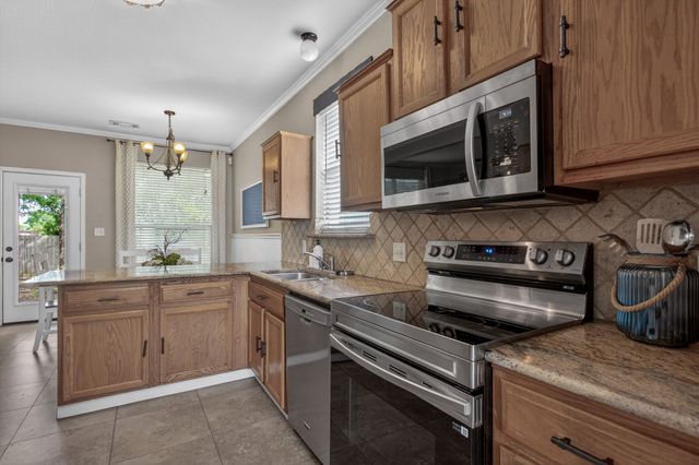 3817 Kirby Drive, Denton, TX 76210