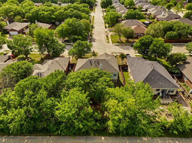 3817 Kirby Drive, Denton, TX 76210