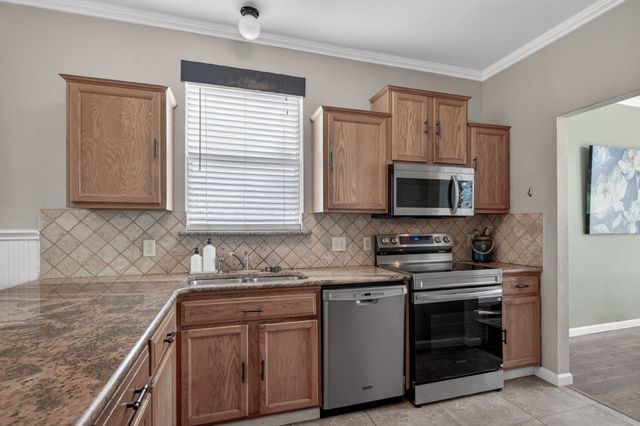 3817 Kirby Drive, Denton, TX 76210