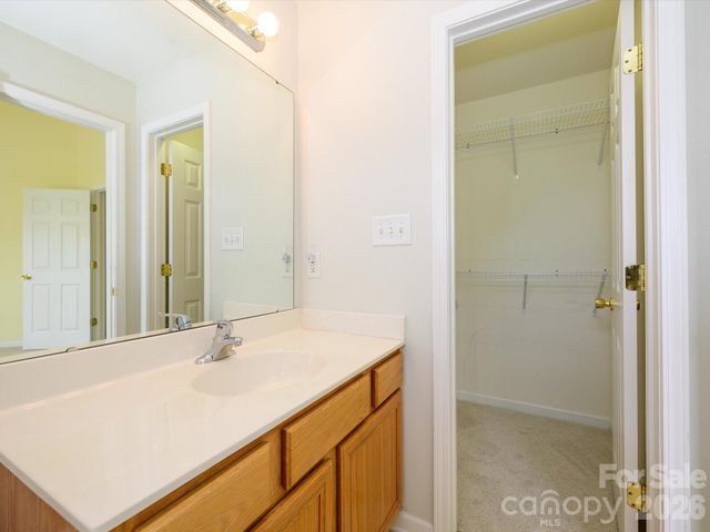 4055 Center Place Drive, Harrisburg, NC 28075