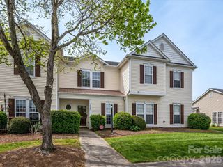 4055 Center Place Drive, Harrisburg, NC 28075
