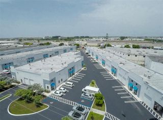 2355 NW 70th Ave 11, Miami, FL 33122