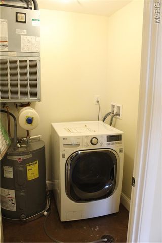 257 S FLORISSANT Road 214, Ferguson, MO 63135