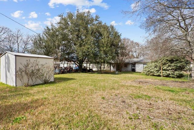 2817 4th Ave N Avenue N, Texas City, TX 77590