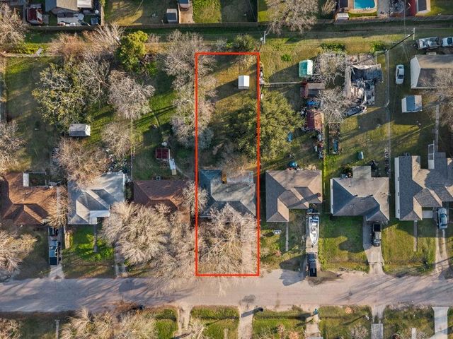 2817 4th Ave N Avenue N, Texas City, TX 77590