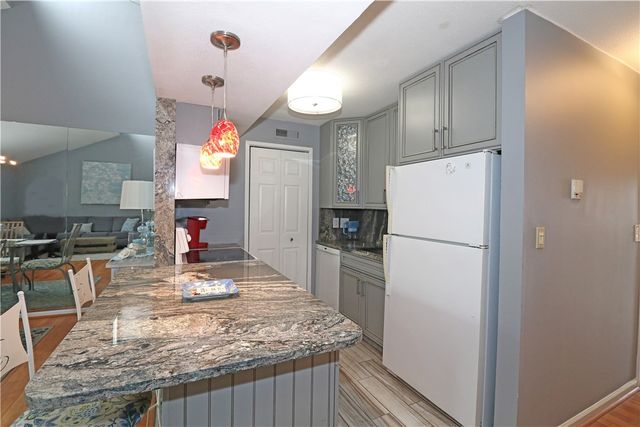 303 Swan's Wharf, Newport, RI 02840