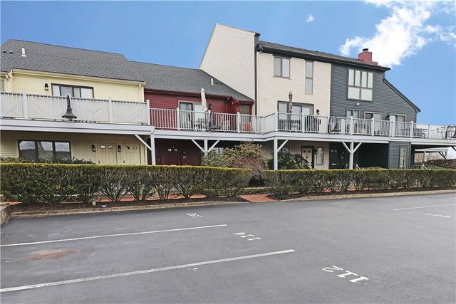 303 Swan's Wharf, Newport, RI 02840