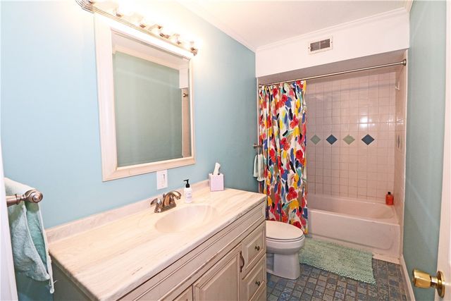 303 Swan's Wharf, Newport, RI 02840