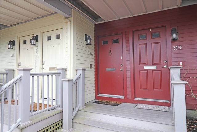 303 Swan's Wharf, Newport, RI 02840