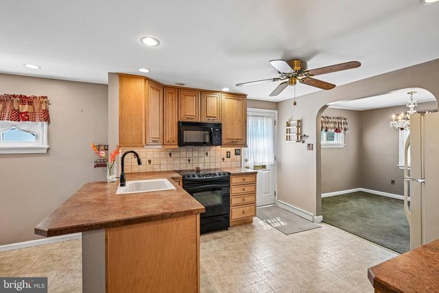 819 E HANCOCK ST, Lansdale, PA 19446