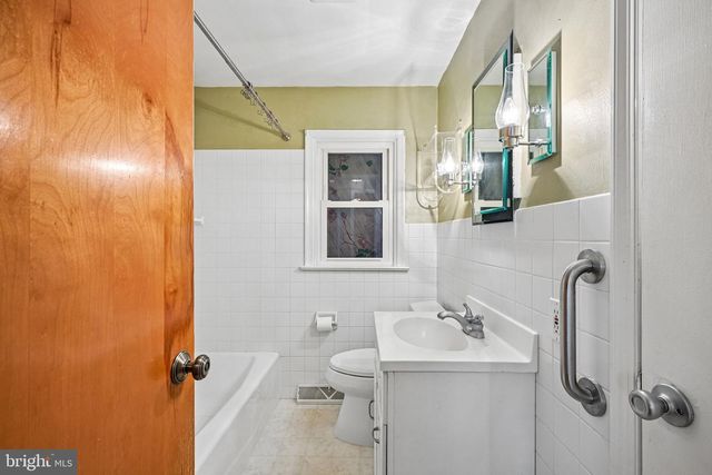819 E HANCOCK ST, Lansdale, PA 19446