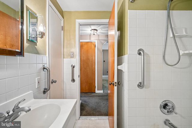 819 E HANCOCK ST, Lansdale, PA 19446