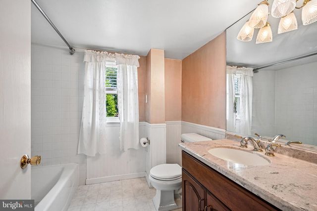 819 E HANCOCK ST, Lansdale, PA 19446