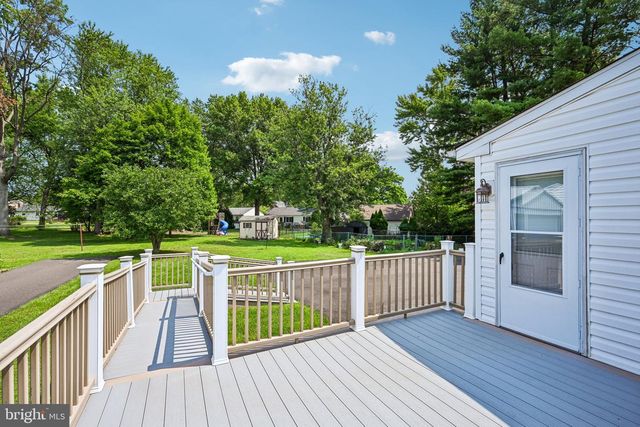 819 E HANCOCK ST, Lansdale, PA 19446