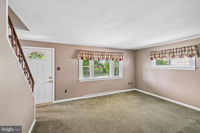 819 E HANCOCK ST, Lansdale, PA 19446