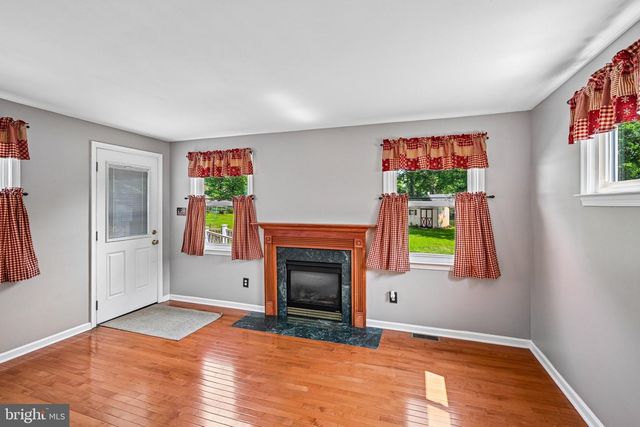 819 E HANCOCK ST, Lansdale, PA 19446
