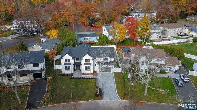333 Harrison Street, Paramus, NJ 07652