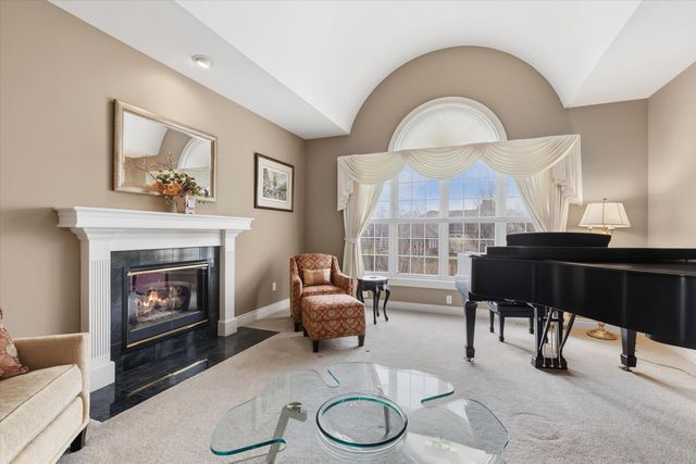 1704 BROOKFIELD MANOR, Columbia, MO 65203