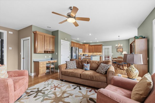 1704 BROOKFIELD MANOR, Columbia, MO 65203