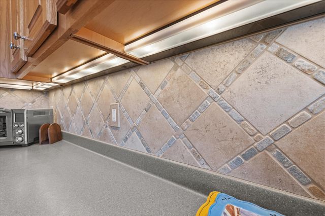 1704 BROOKFIELD MANOR, Columbia, MO 65203