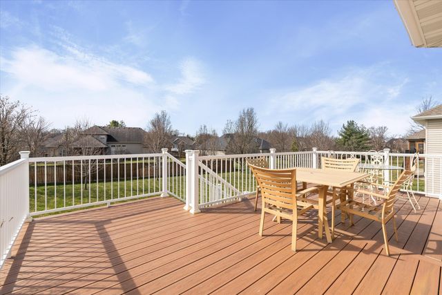 1704 BROOKFIELD MANOR, Columbia, MO 65203