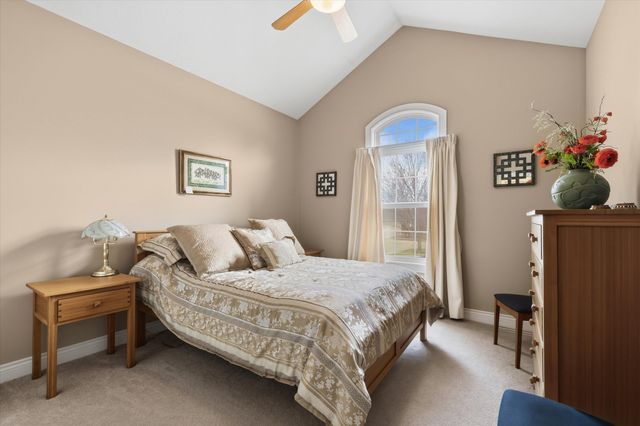 1704 BROOKFIELD MANOR, Columbia, MO 65203