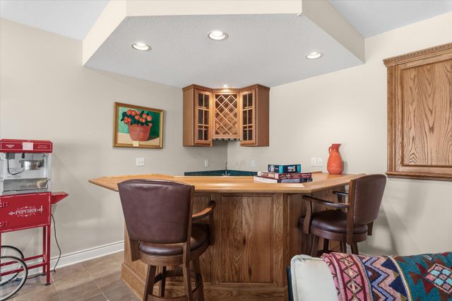 1704 BROOKFIELD MANOR, Columbia, MO 65203