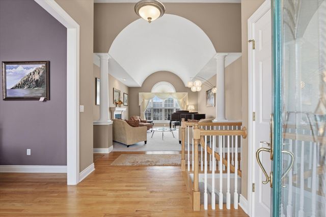 1704 BROOKFIELD MANOR, Columbia, MO 65203