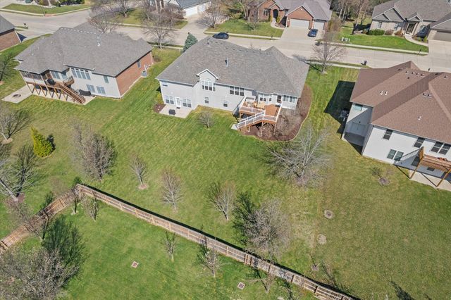 1704 BROOKFIELD MANOR, Columbia, MO 65203