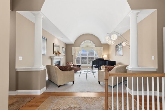 1704 BROOKFIELD MANOR, Columbia, MO 65203