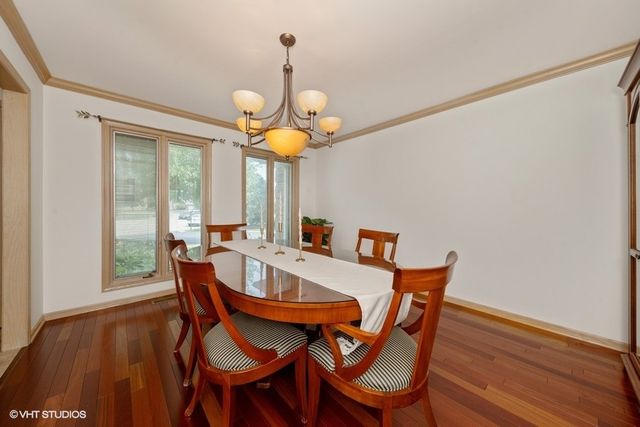 307 Anne Court, Prospect Heights, IL 60070