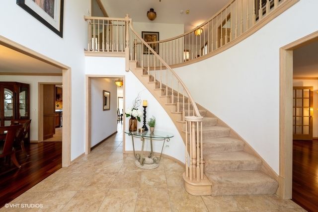 307 Anne Court, Prospect Heights, IL 60070