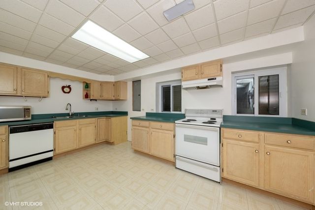 307 Anne Court, Prospect Heights, IL 60070