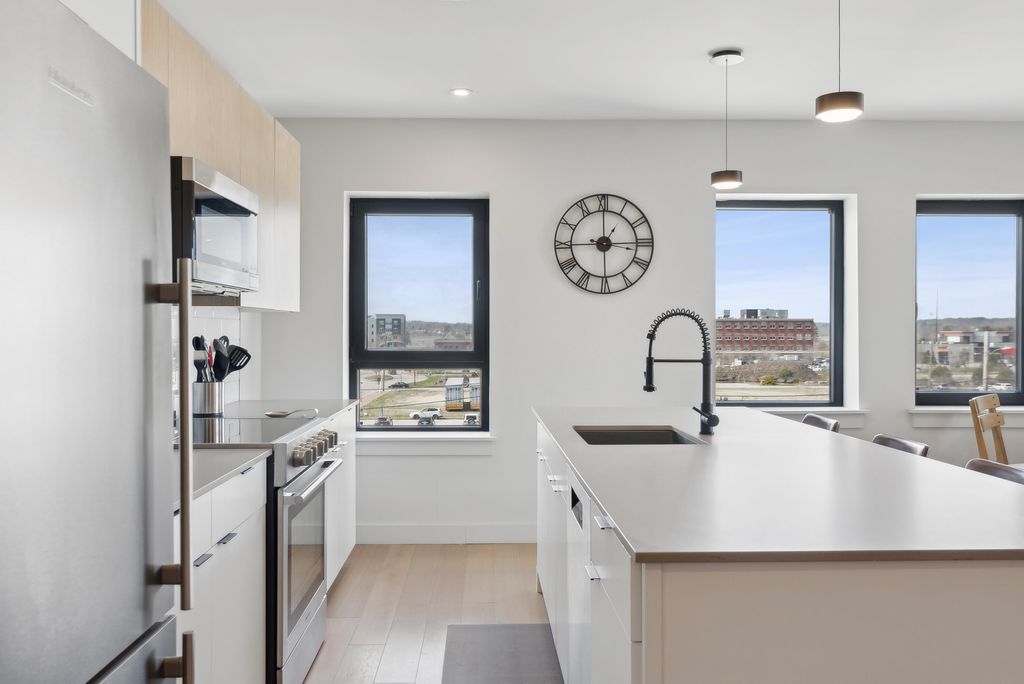 75 Chestnut Street 307, Portland, ME 04101 — photo 3