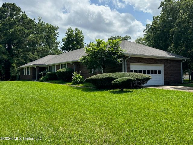 1195 N Old Canton, Canton, MS 39046