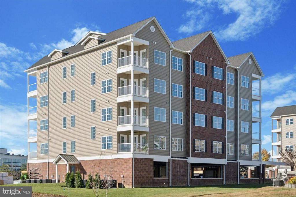 16422 RIVER VIEW DR, Bristol, PA 19007