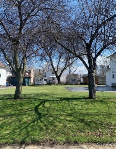 146 Allen Street, Lockport City, NY 14094